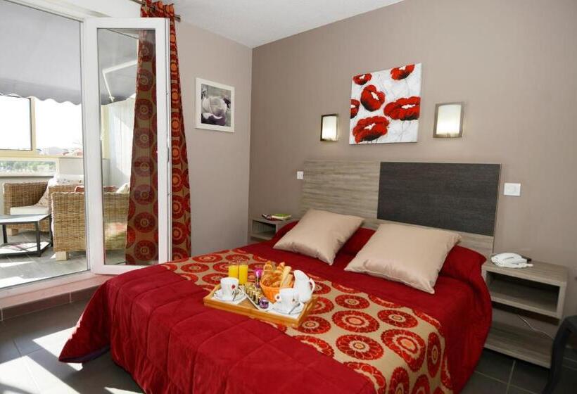 Cameră Standard cu Balcon, Le Maray