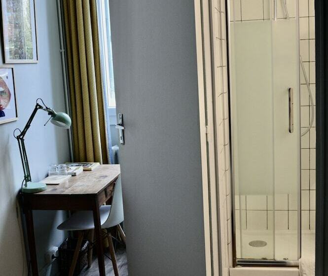 Номер Стандарт, Saint Charles Hôtel & Coliving Biarritz