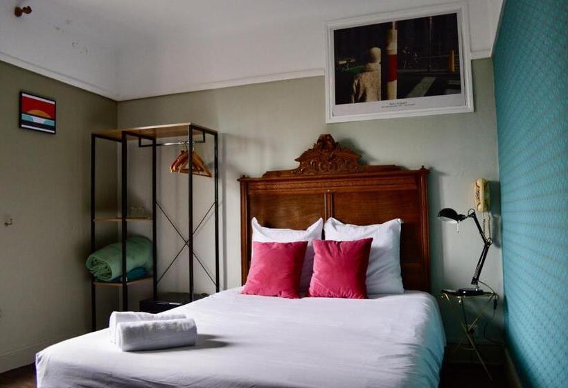 Номер Стандарт, Saint Charles Hôtel & Coliving Biarritz