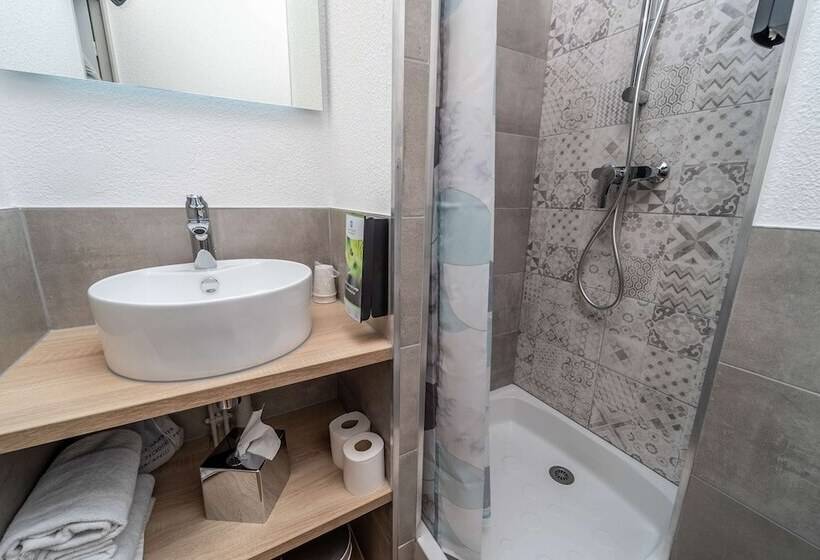 Номер Стандарт, Sure Hotel By Best Western Sarlat La Canéda   Ex Hôtel Altica