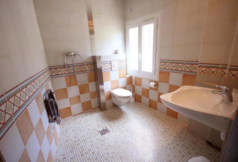 חדר סטנדרט לשלושה, ô Villagio Hôtel