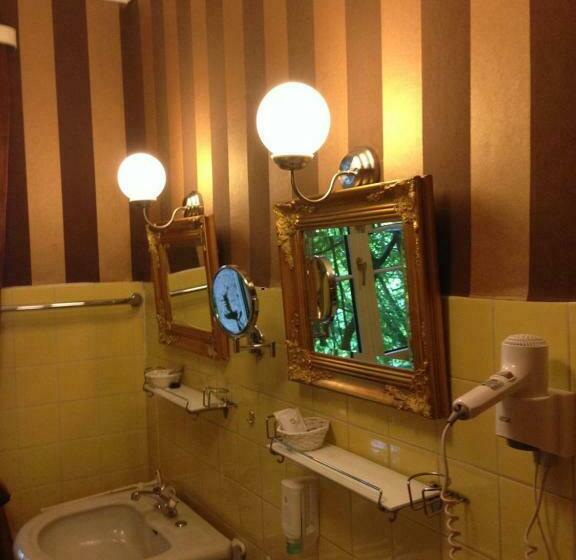 اتاق استاندارد, B&b Bredl In Der Villa Ballestrem