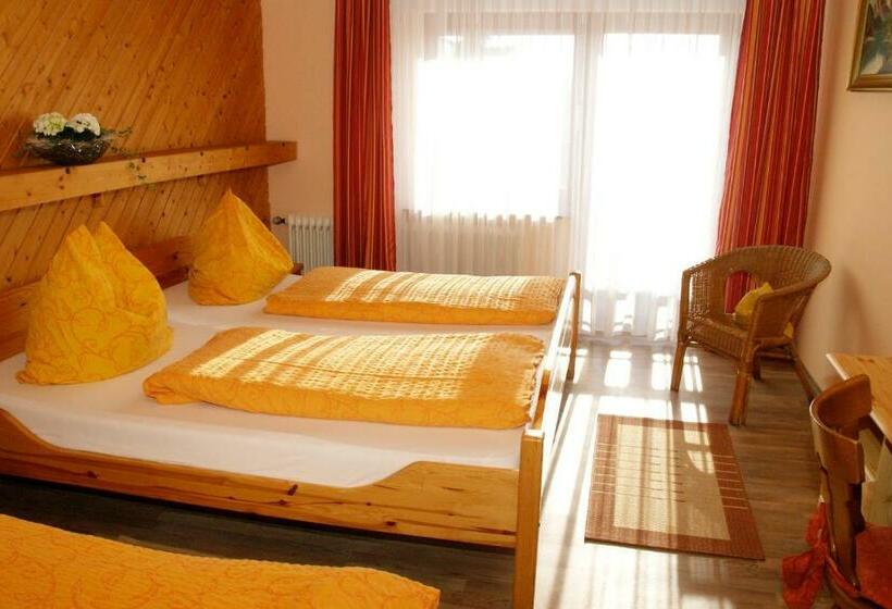 Номер Стандарт с Балконом, Haus Gertrud