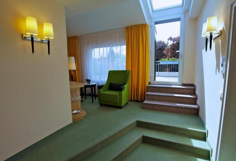 Люкс с Террасой, Parkhotel Flora Am Schluchsee