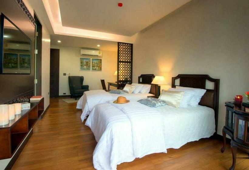 Номер Deluxe, Rimnaam Klangchan Hotel   Sha Plus