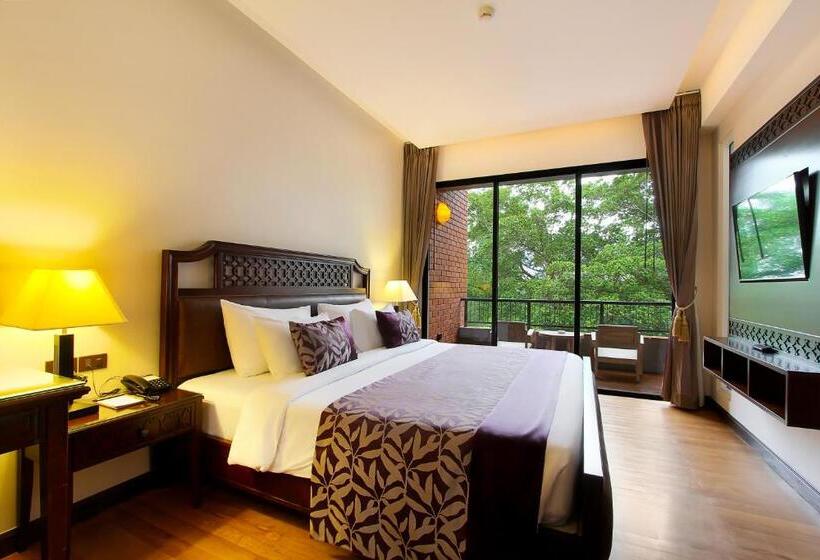 Номер Deluxe, Rimnaam Klangchan Hotel   Sha Plus