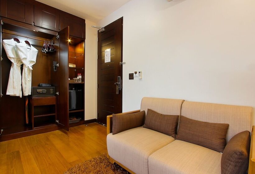 디럭스 룸, Rimnaam Klangchan Hotel   Sha Plus