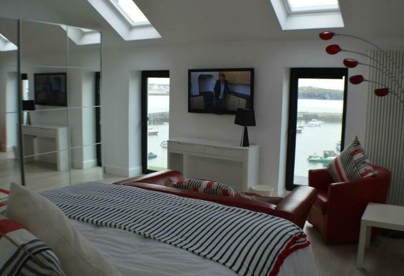 اتاق لوکس با چشم‌انداز دریا, Pier39portrush Adult Only
