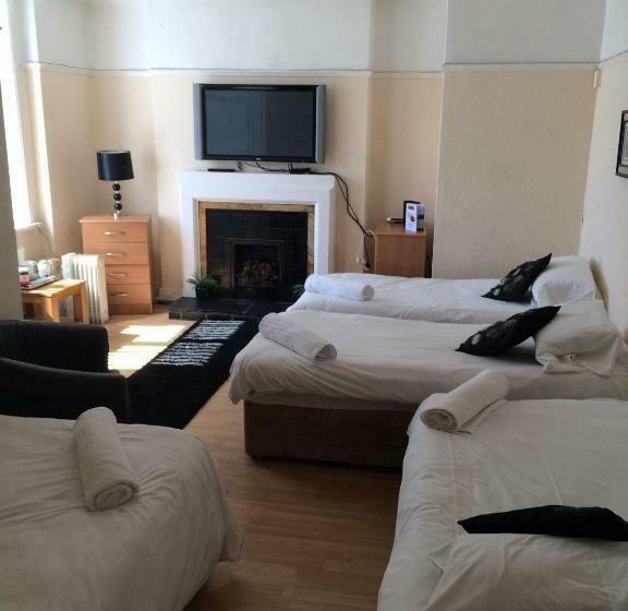 חדר משפחתי, Sheridans Budget Accomodation