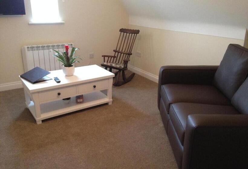 Family Suite, Whitethorn Bed And Breakfast