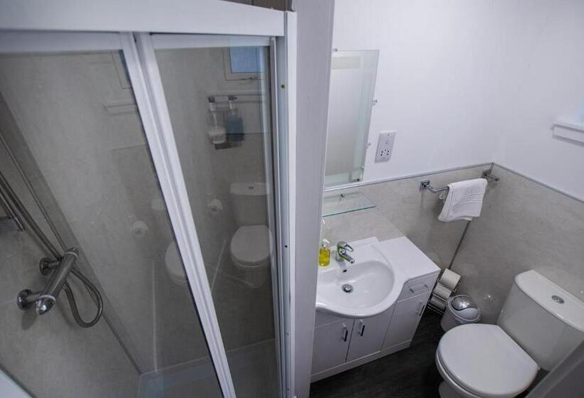 اتاق استاندارد, Corran Bunkhouse