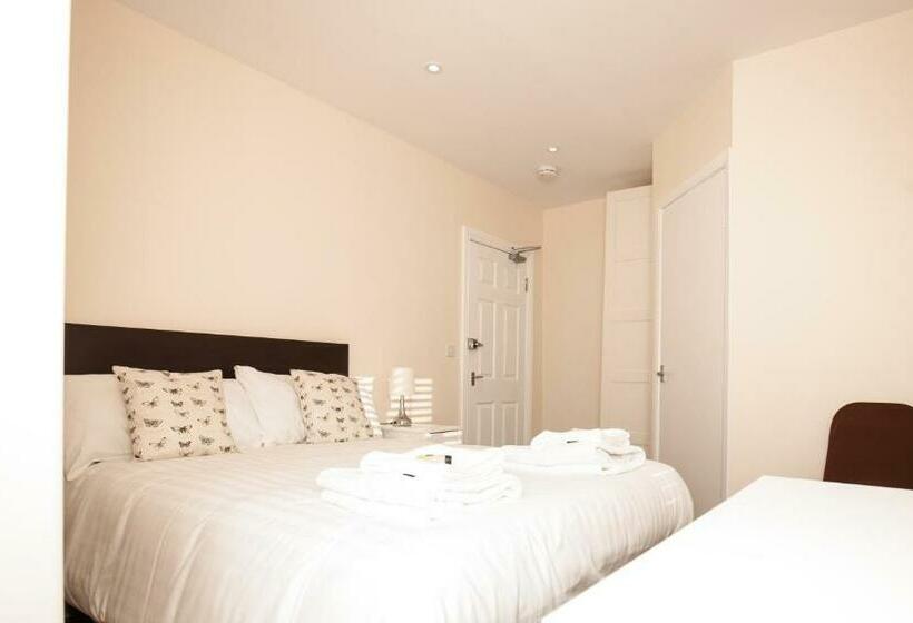 经济房, Bridge Hotel Brandon