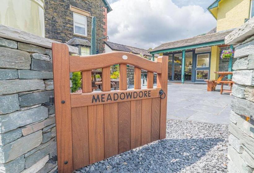 Семейный Номер, Meadowdore Stay B&b
