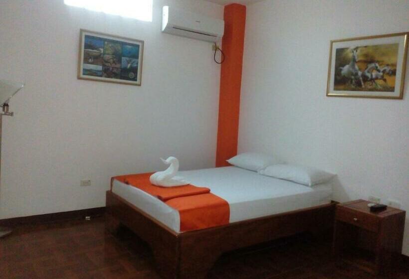 اتاق لوکس یک تخته, Hostal El Pinzón