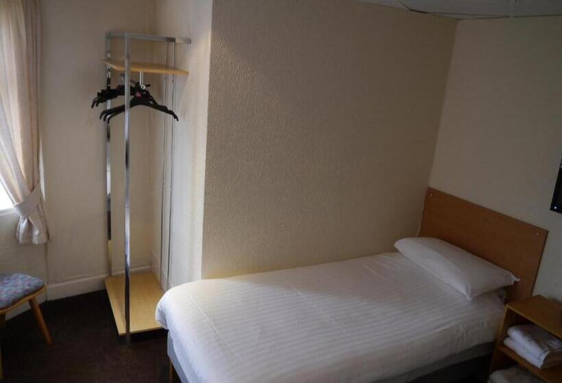 Семейный Номер, The Colwyn   Near Pleasure Beach