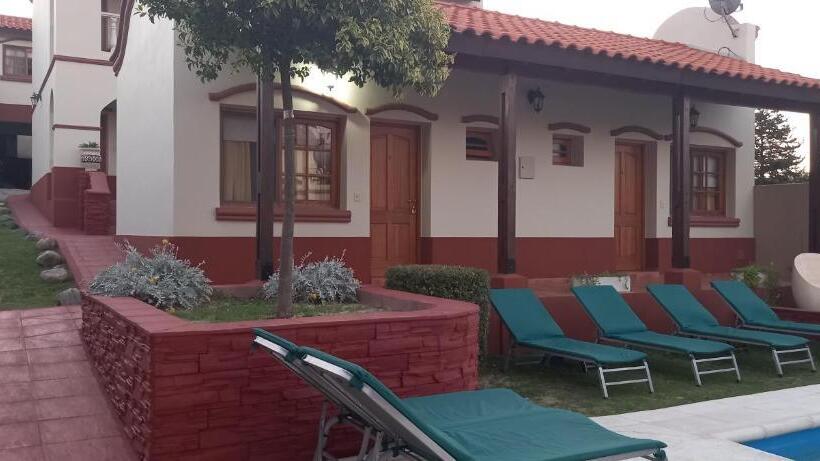 Номер Стандарт Вид на Бассейн, Posada Del Infinito
