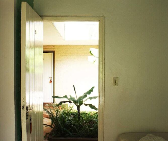 اتاق استاندارد, Sihostel