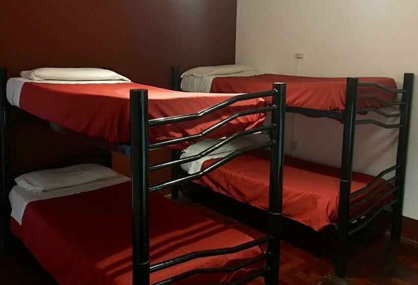 تختخواب در اتاق مشترک, Hostel Lagares