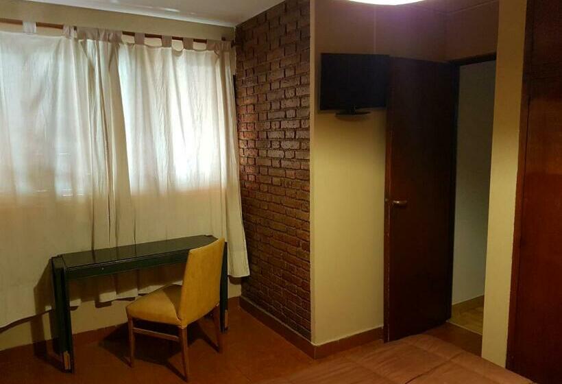 اتاق استاندارد, Open House Hostel