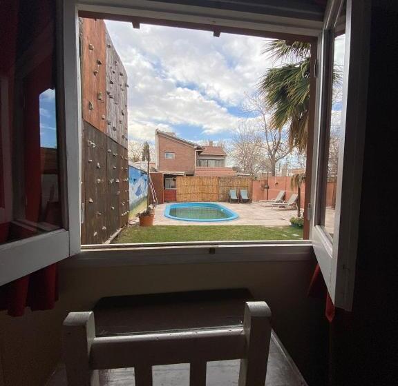 اتاق استاندارد, Open House Hostel