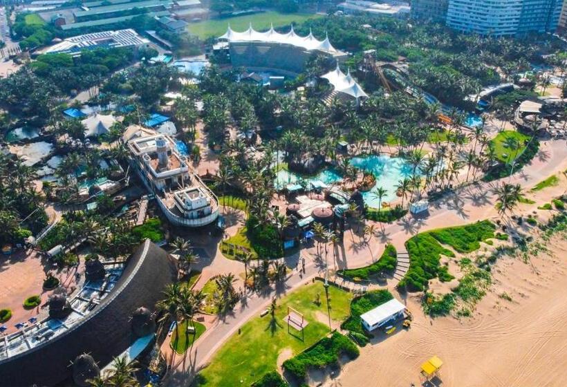 Апартаменты Deluxe 2 Спальни Вид на Море, Point Waterfront Apartments