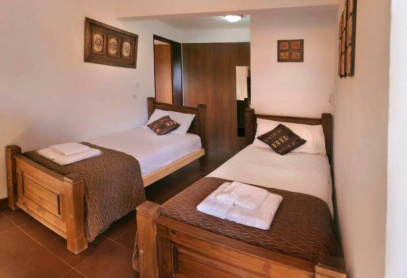 Четырехместный Номер Стандарт с Балконом, Posada De Campo   Hotel Boutique   Adults Only
