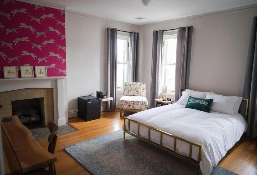 Номер Стандарт, Canandaigua Guesthouse
