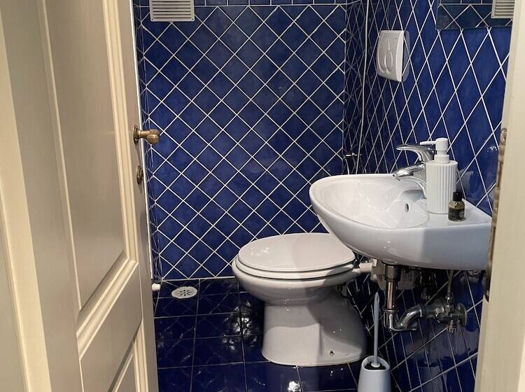 اتاق استاندارد یک نفره, Homelink Firenze   De  Medici