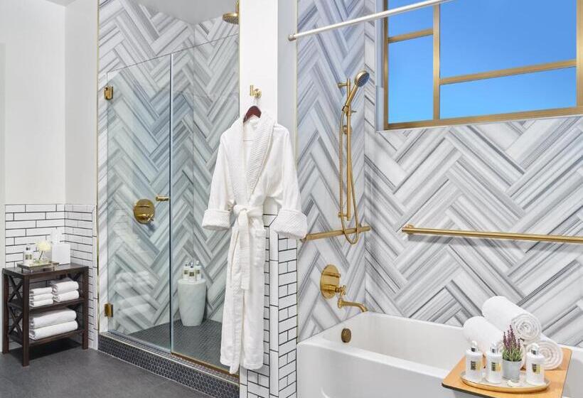 Люкс Адаптированный для Инвалидов, Halcyon   A Hotel In Cherry Creek