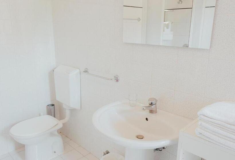 آپارتمان 1 خوابه, Villa Rosa