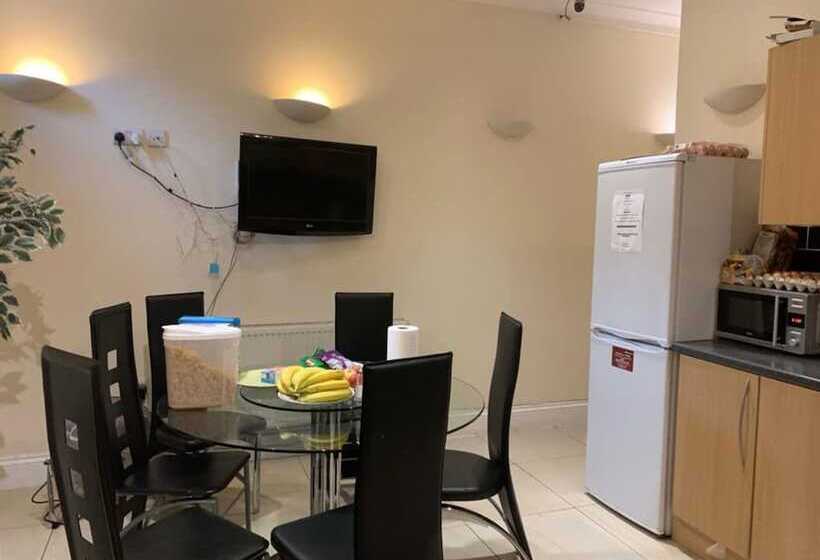 Номер Стандарт Трехместный, City Lodge London