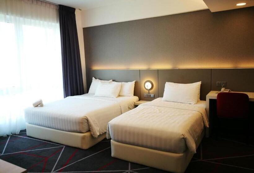 Люкс, Amerin Hotel Johor Bahru
