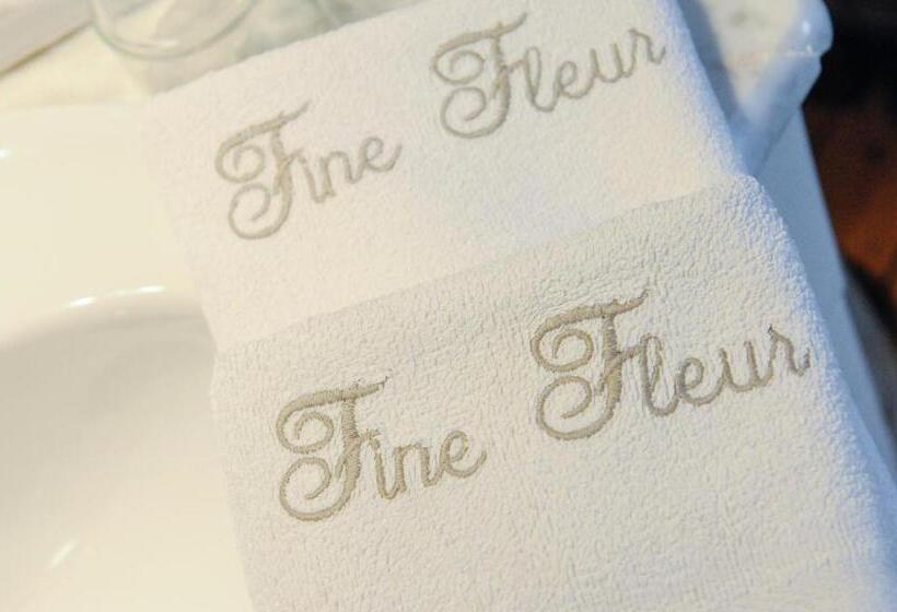 Трехместный Номер Стандарт Вид на Сад, B&b Fine Fleur