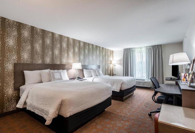 Номер Стандарт, Fairfield Inn & Suites By Marriott St. Joseph Stevensville