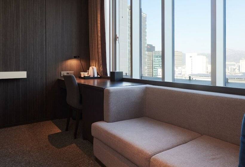 Quarto Premium, Nine Tree By Parnas Seoul Myeongdong 2