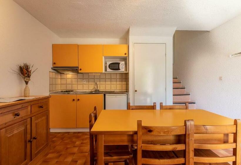 Апартаменты 2 Спальни, Vacanceole  Residence Les Gorges Rouges