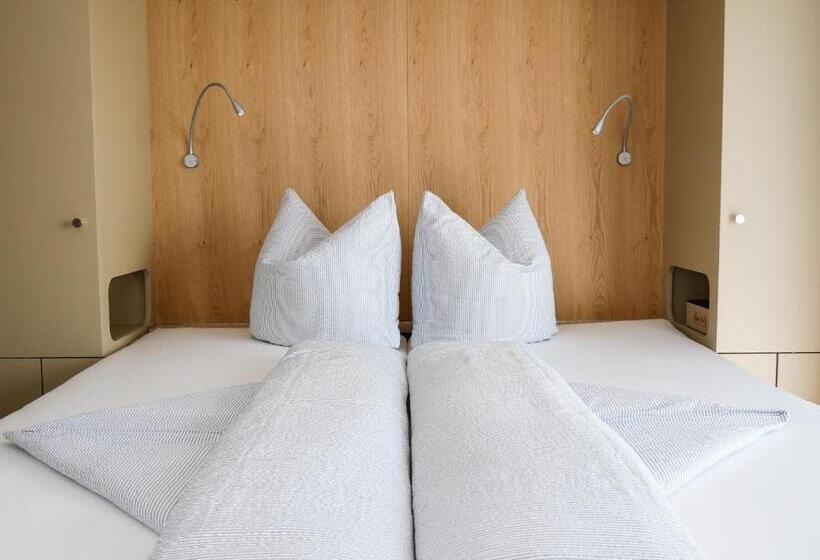 Номер Deluxe с Балконом, 5rooms Frühstückspension