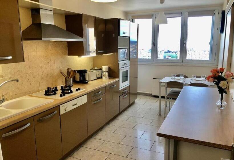 חדר סטנדרט, Chambre Privée En Colocation Villeurbanne Métro Bonnevay