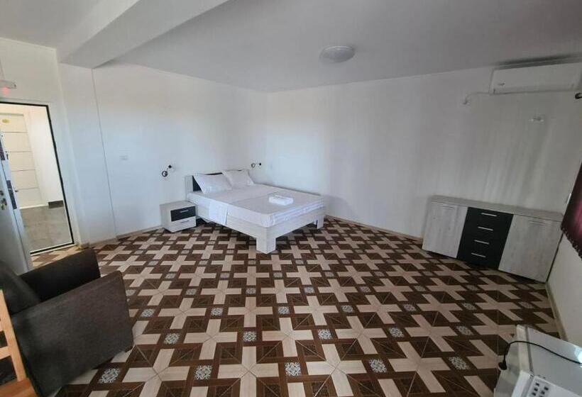 اتاق استاندارد, Pensiunea Casa Albă