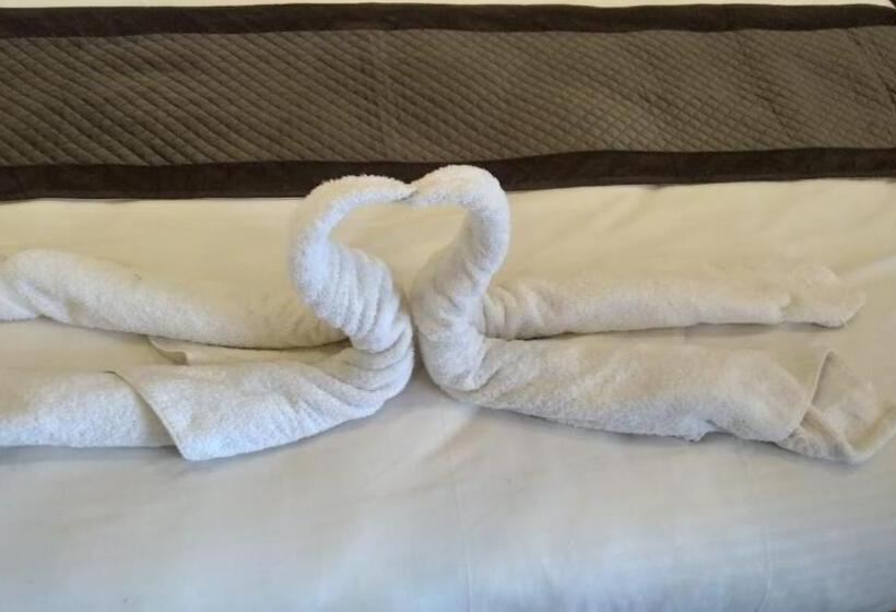 수피리어 스튜디오, The Farmerian Resort