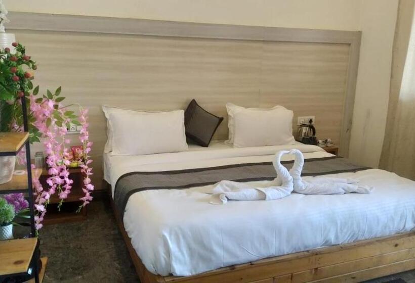 수피리어 스튜디오, The Farmerian Resort