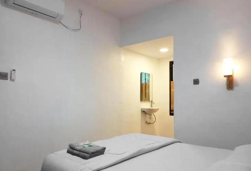디럭스 룸, Reddoorz Syariah Near Kbc Batam Centre