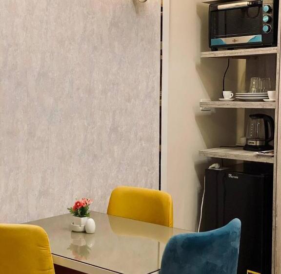 Suite Vista Ciudad, Yacoubian Suites