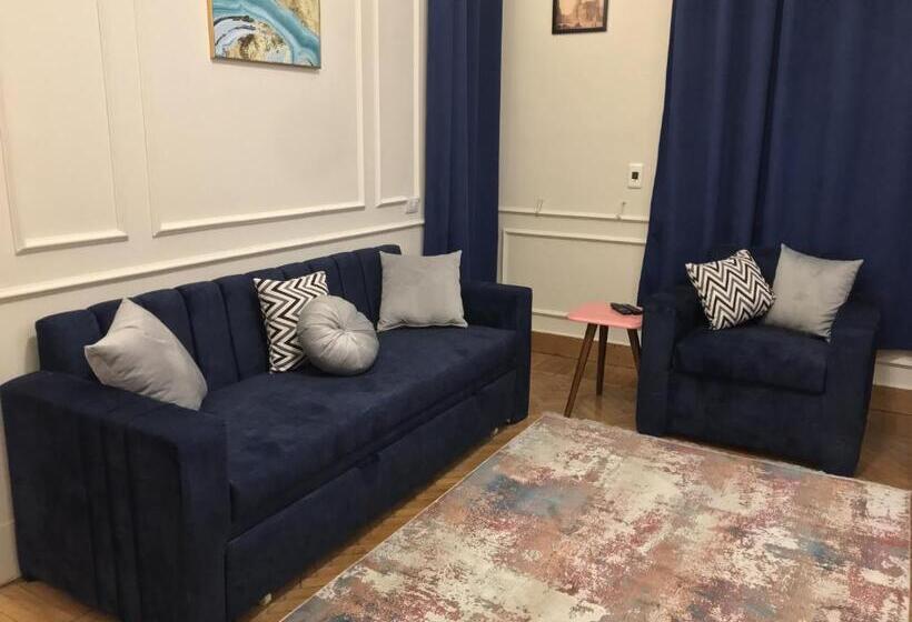 Suite Vista Ciudad, Yacoubian Suites