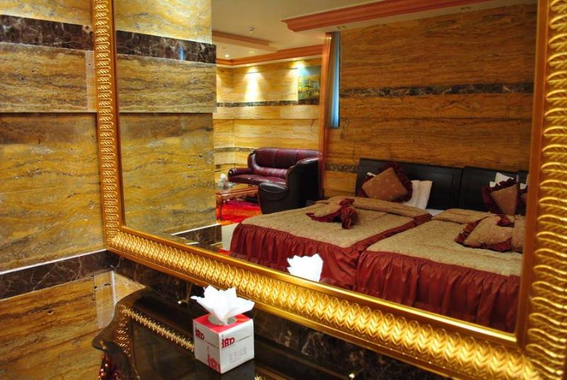 استودیوی لوکس, Jad Hotel & Suite