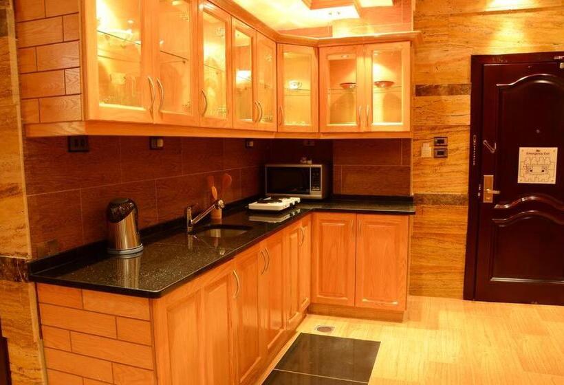 استودیوی استاندارد, Jad Hotel & Suite