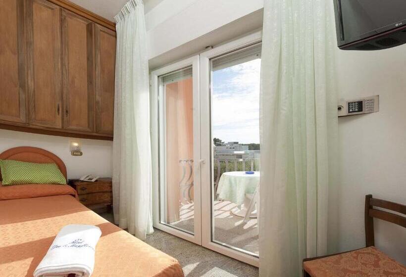 Quarto Individual Basic, Mayflower