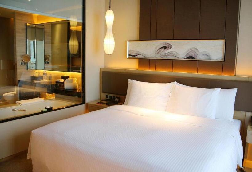 Номер Deluxe Кровать Кинг, Wanda Realm Bengbu