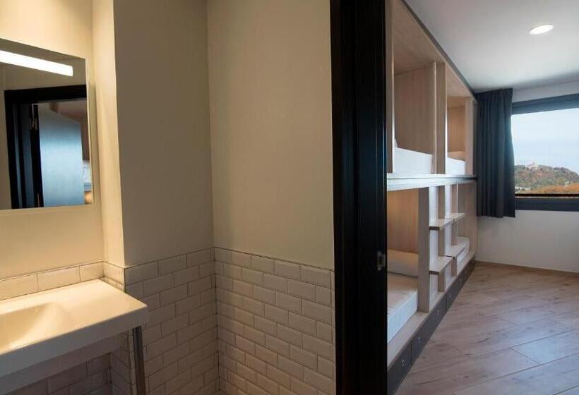 4인용 스탠다드 룸, Koisi Hostel