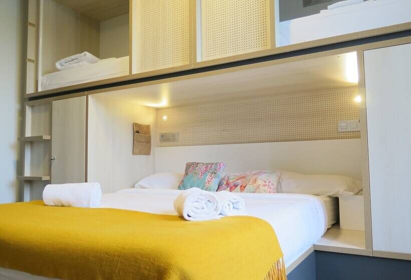 디럭스 패밀리 룸, Koisi Hostel